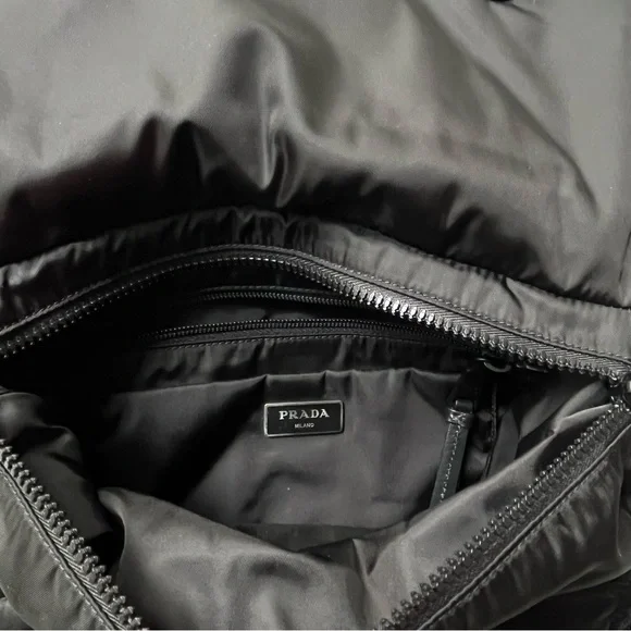 Prada Authentic Logo Stripe Messenger Bag Tessuto - Picture 12 of 16